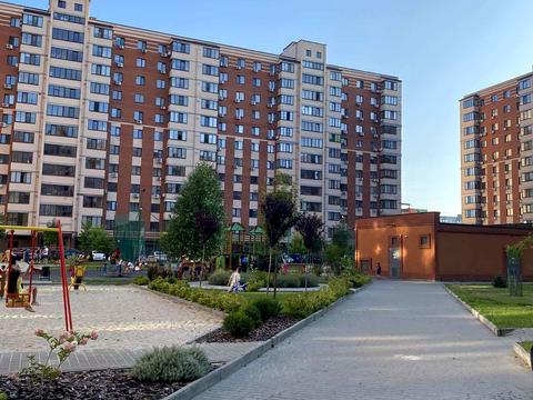 квартира по адресу Володимирська ул., 1