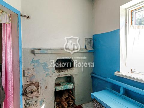 участок по адресу Хутірська, 2