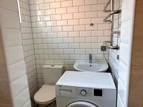 будинок за адресою смт. Таїрове, Коралова вул., 55