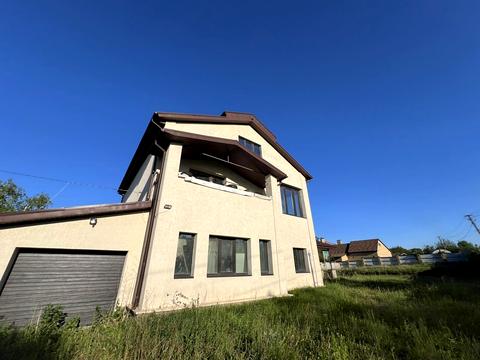 будинок за адресою Підлісна