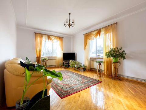 будинок за адресою Фабрична вул., 150