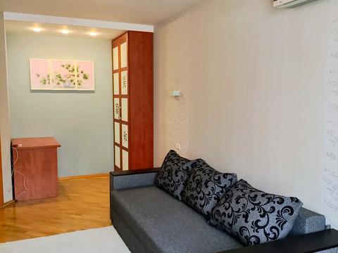 квартира за адресою Анни Ахматової вул., 35-А