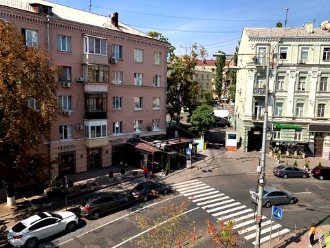 квартира за адресою Шота Руставелі вул., 25