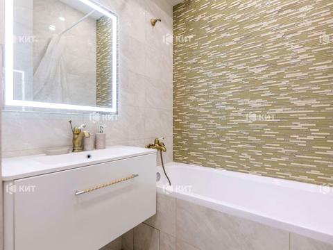 квартира за адресою Конституції пл., 20