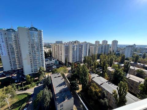 квартира по адресу Леся Курбаса просп., 7-Б
