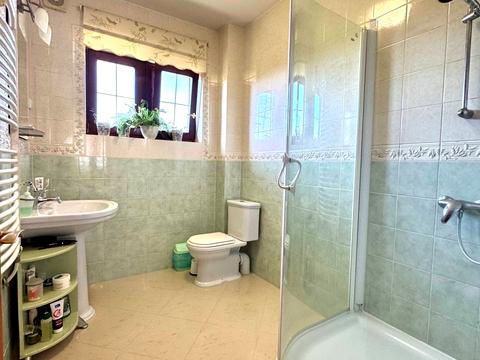 будинок за адресою Райдужна вул.