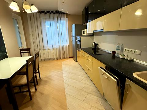 квартира за адресою Науки просп., 54-Б