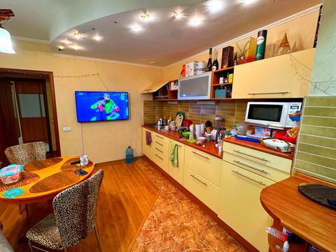 квартира за адресою Драгоманова вул., 1-Д
