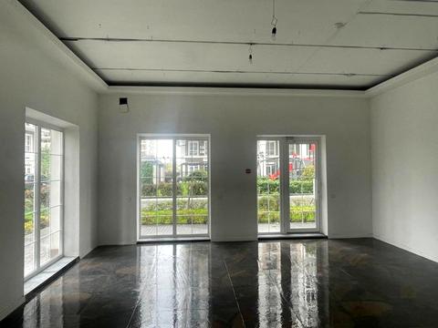 комерційна за адресою Михайла Максимовича вул. (Онуфрія Трутенка), 26-Г