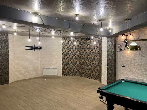 комерційна за адресою Західна вул., 10