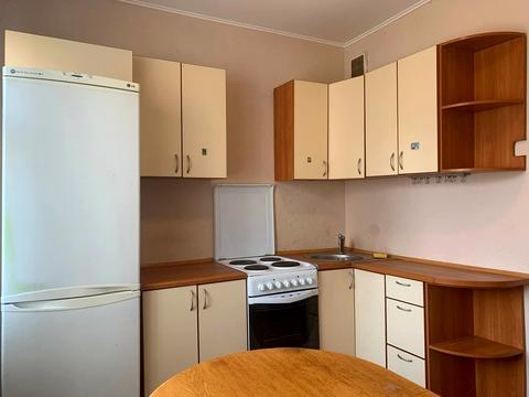 квартира за адресою Академіка Заболотного вул., 82