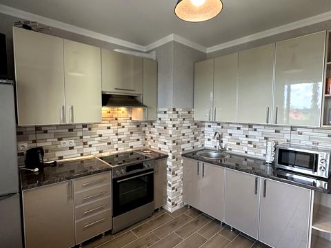 квартира за адресою Сергія Данченка вул., 24б