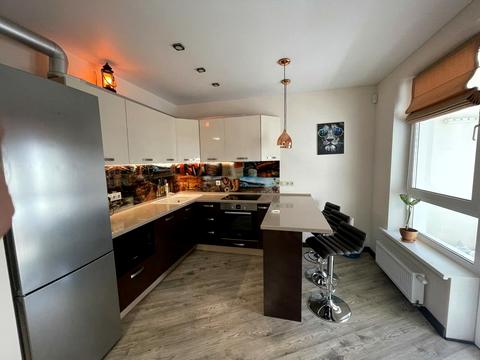 квартира за адресою Зарічна вул., 1