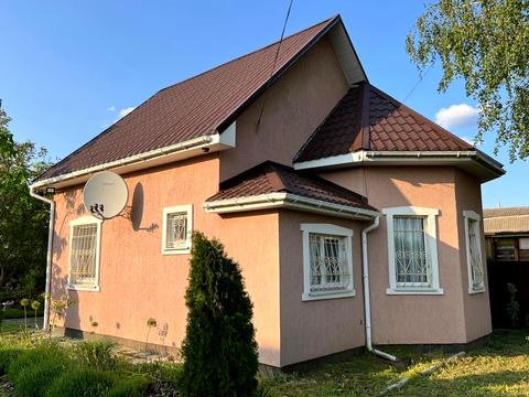 будинок за адресою Азовців