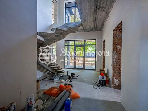 будинок за адресою Світанкова, 1