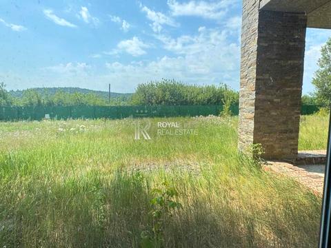 дом по адресу молодіжна