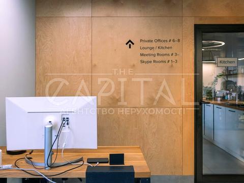 комерційна за адресою Марка Безручка вул., 24