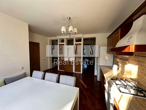 будинок за адресою Озерна вул.