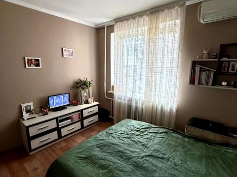 квартира за адресою житловий масив Тополя-3 вул., 8