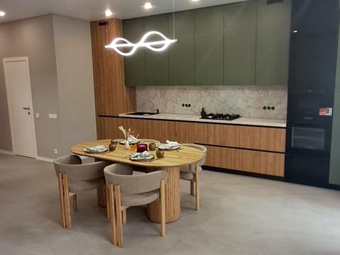 будинок за адресою Дружби бульв.