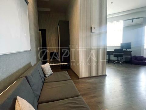 коммерческая по адресу Евгения Коновальца ул. (Щорса), 32-В