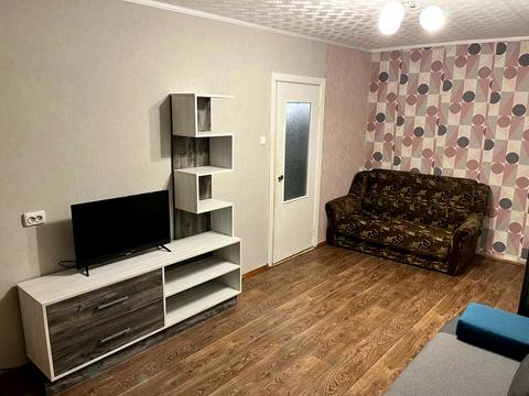 квартира за адресою Алана Шепарда вул. (Суворова), 11