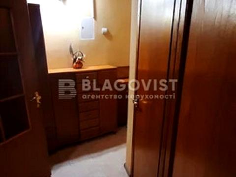 квартира за адресою Депутатська вул., 13