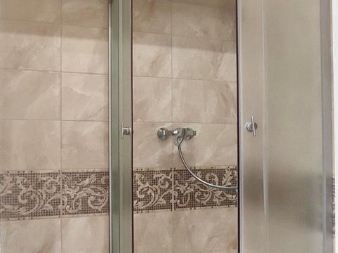 квартира за адресою Рене Декарта вул., 3