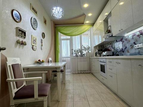 квартира за адресою Євгена Чикаленка вул., 43а