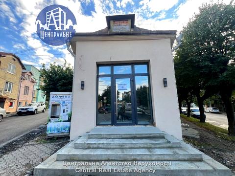 комерційна за адресою Марка Черемшини вул., 2