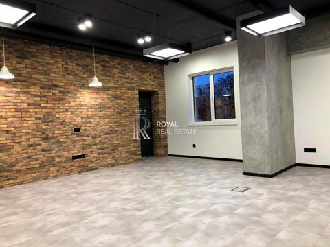 коммерческая по адресу Павла Тычины просп., 18-Б