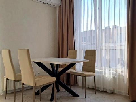 квартира за адресою Салютна вул., 2