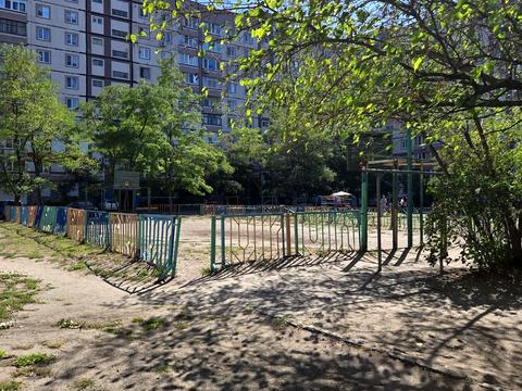 квартира за адресою Металургів просп., 84г