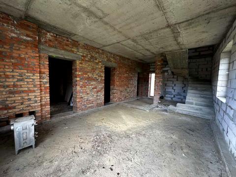 будинок за адресою смт. Новий Яричів, Героїв Майдану, 33