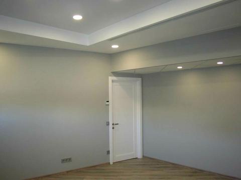 комерційна за адресою Юрія Іллєнка вул. (Мельникова), 18-Б