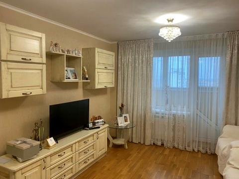 квартира за адресою Святошинська пл., 1