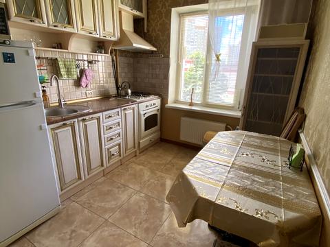 квартира за адресою Червоної Калини просп. (Володимира Маяковського), 3-В