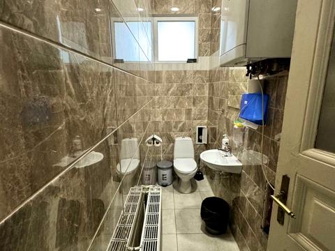 коммерческая по адресу Нижанковского ул., 7