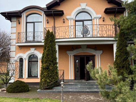 будинок за адресою Валова вул.