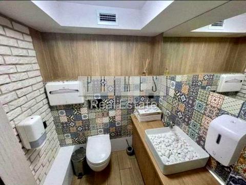 комерційна за адресою Володимирська вул., 92/39