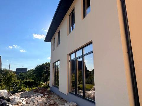 будинок за адресою Незалежності