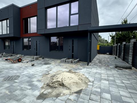 будинок за адресою Зоряна вул.