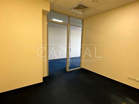 комерційна за адресою Сирецька вул., 5