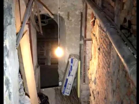 комерційна за адресою Дерибасівська вул., 16