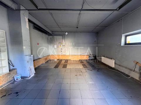 комерційна за адресою Межигірська вул., 82