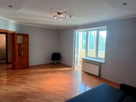 квартира за адресою Тролейбусна вул., 26