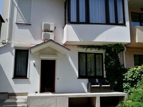 будинок за адресою Педагогічна вул., 25