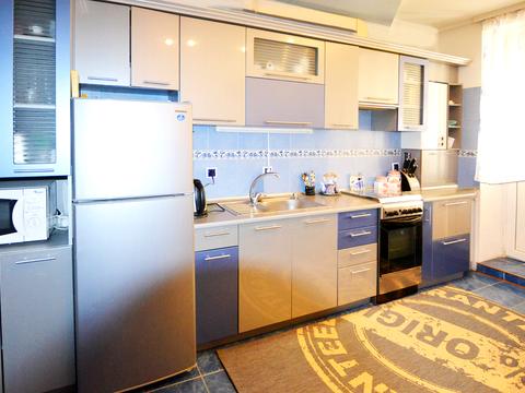 квартира за адресою Василя Симоненка вул., 3