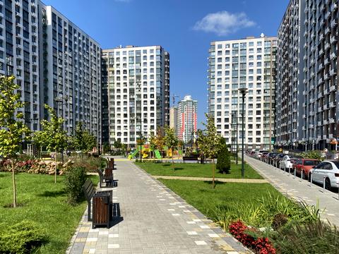 комерційна за адресою Тираспольська вул., 52-60