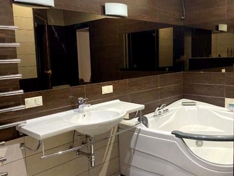 квартира за адресою Дмитрівська вул., 48-Г